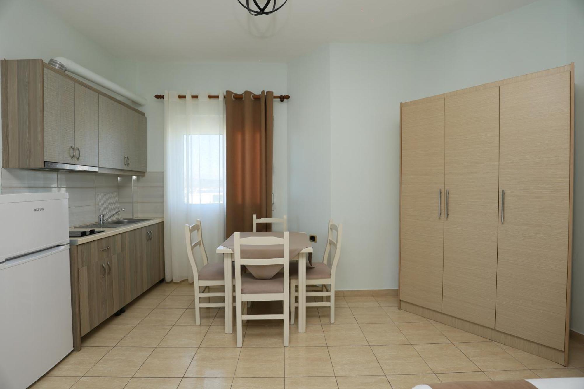 Michelle Apartments Ksamil Eksteriør billede